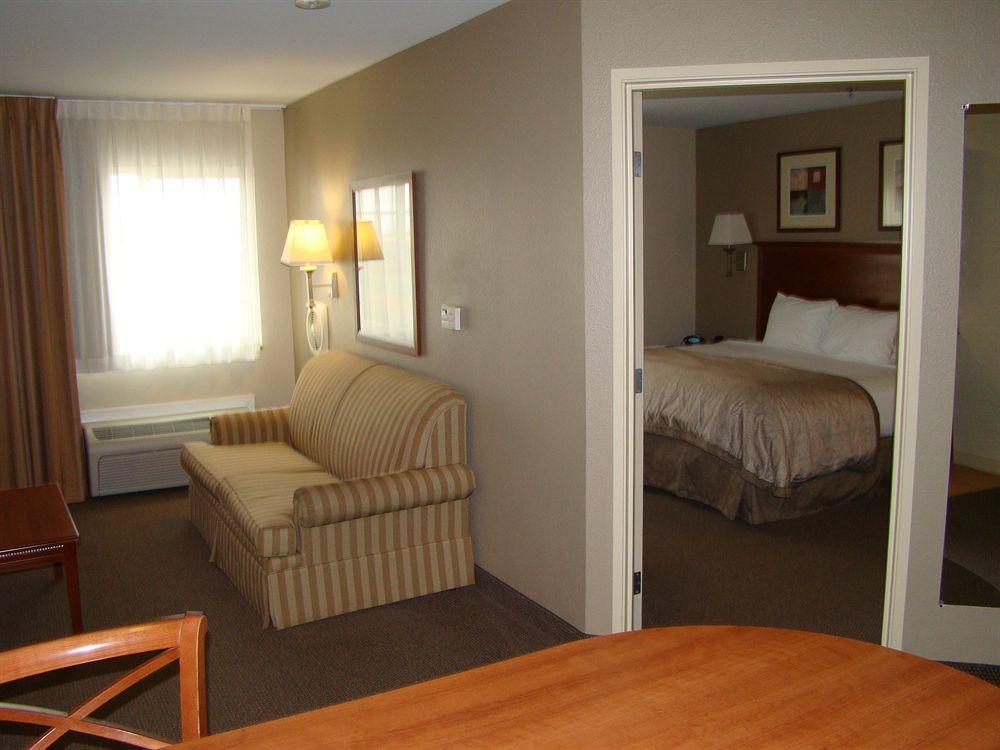 Candlewood Suites Plano East By Ihg Екстер'єр фото